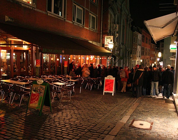Straßencafé in Aachen